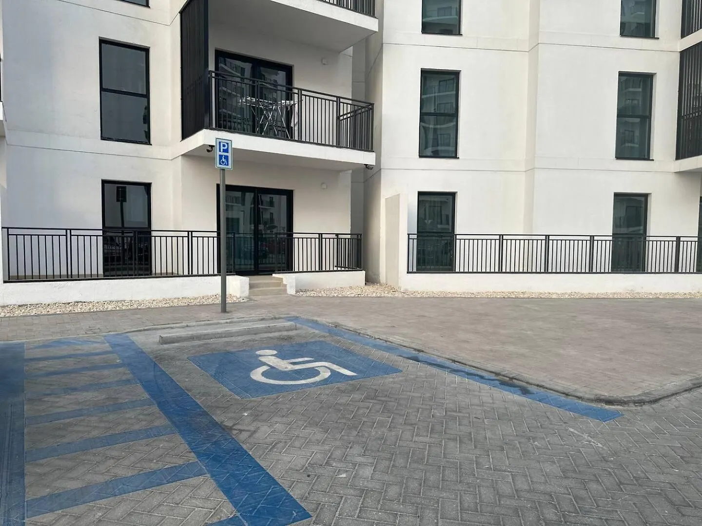Yas Beach & Ferrari World 1Br Waterfront Gym Abu Dhabi