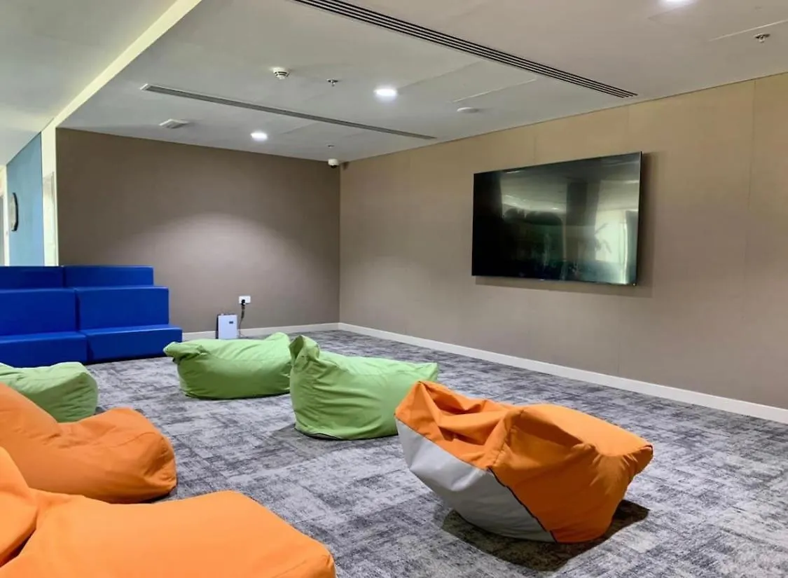 Yas Beach & Ferrari World 1Br Waterfront Gym Abu Dhabi Holiday home